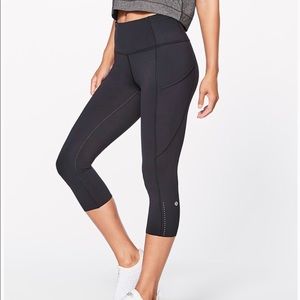 Lululemon Fast and Free Crop II